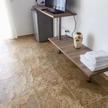 بيت ضيافة Vista Mare فلورا