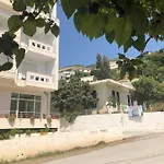 Vista Mare 3* Влёра