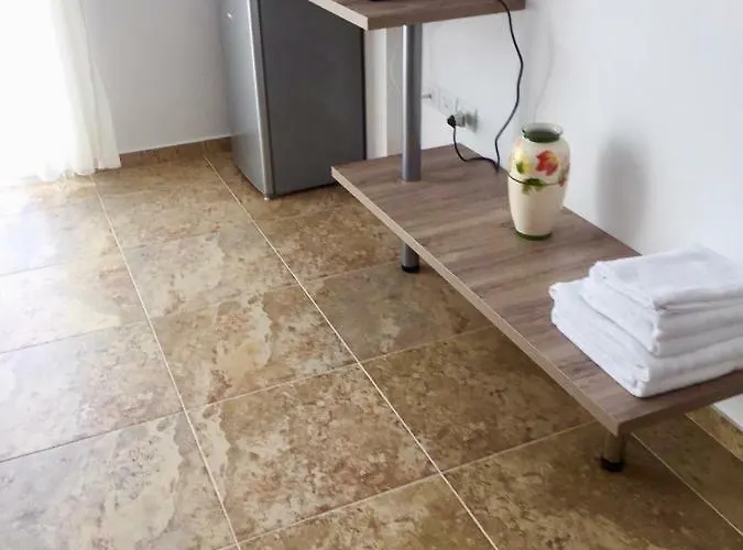 ゲストハウス Vista Mare Vlorë